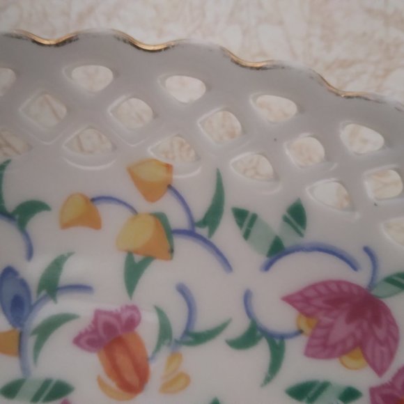 Plate, Vintage, Relish and Olive Tray, Decorative, Flower Pattern - Picture 4 of 6
